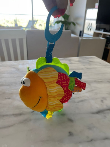 Juguete Sonajero Colgante Bebe Forma De Pez Marca Lamaze