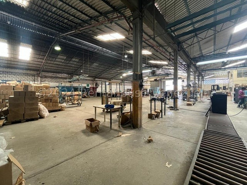 Empresa Para Fabricar Cocinas Con 4 Galpones. Cap. 1000 Ncocinas Por Dia.en Venta Zona Industial Valencia Carabobo Leida Falcon Lf24-28924