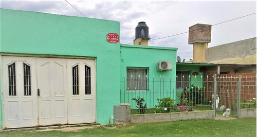 Casa En Baradero Bs. As. Barrio  Barrancas 