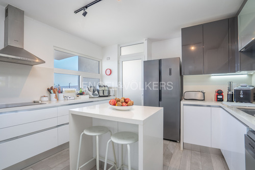 Venta Departamento Con Jardín En Marbella