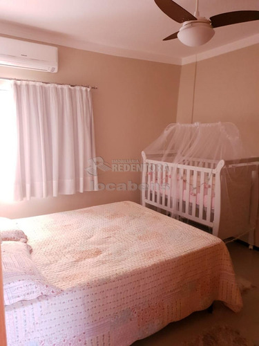 Imagem 4 de 10 de Apartamentos - Ref: V8688
