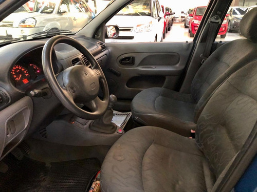 Clio* Rl* 1.0 2001