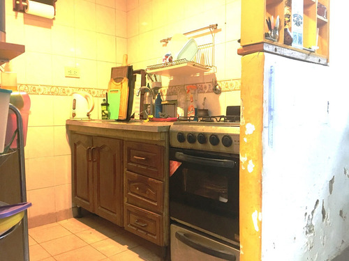 Imagen 8 de 22 de Retasado!! Ph 4amb - 80m2 Tot. / Galería / Patio