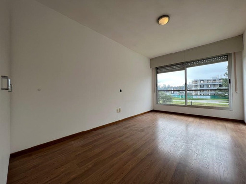 Imagen 8 de 12 de Apartamento En Venta De 1 Dormitorio En Barra De Carrasco (ref: Bon-2655)