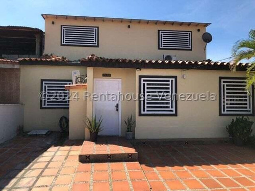 */*** Zudwendyz Leal  Casa En Venta En Villas De Yara Barquismeto Lara Zl