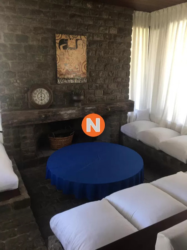 Residencia En Venta A Metros Del Mar En Solanas