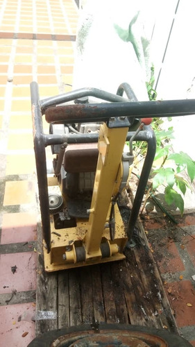 Imagen 2 de 3 de Rana Compactadora Vibrocompactadora Diesel 168 Kg Genpar
