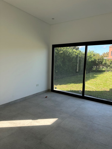 Casa Chalet En Venta En Altos De Campo Grande, Pilar, G.b.a. Zona Norte