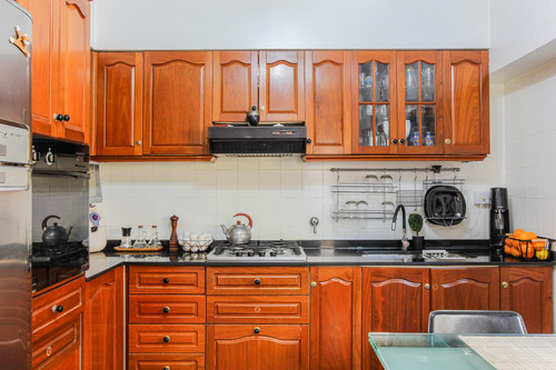 Venta Casa 5 Ambientes Cochera Y Patio - Liniers - Apto Credito