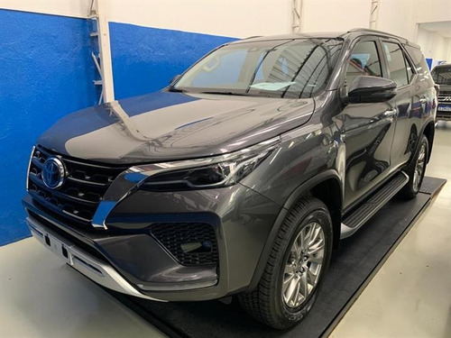 Toyota Hilux Sw4