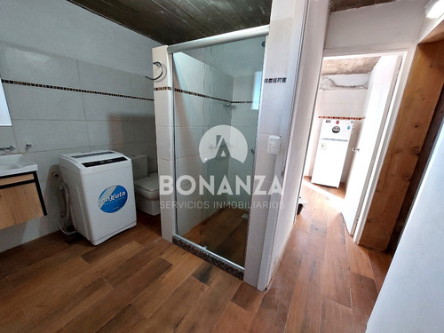 Cabaña En Venta, Piriápolis. Padrón Único. Posibilidad De Financiación
