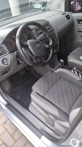 Volkswagen Suran 1.6 Imotion Highline 110cv
