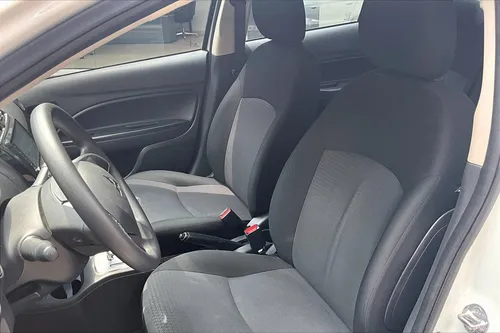 Mitsubishi Mirage 2024