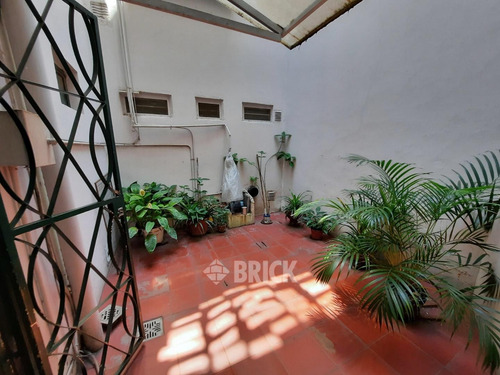 Ph En Palpa Y Av. Forest - Frente Entr Indep 51 M2 Impecable Baulera Amplio Patio T/sol Gran Liv