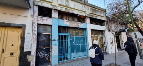 Donato Álvarez Al 1689: 2 Locales Casa 4amb. Patio Terraza