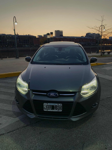 Ford Focus III 2.0 Sedan Titanium At6