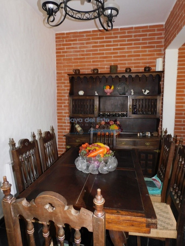 Hermosa Casa En San Rafael- Ref: 11404