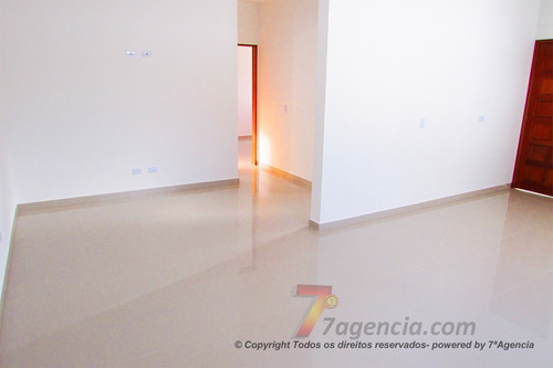 Imagem 10 de 24 de Casa Em Itanhaem Nova 2 Dorms Sendo 1 Suite Piso Porcelanato Espaço Gramado Garagem 3 Carros