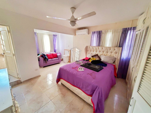 Imagen 14 de 21 de Casa En Venta En Altos De Arroyo Hondo 3