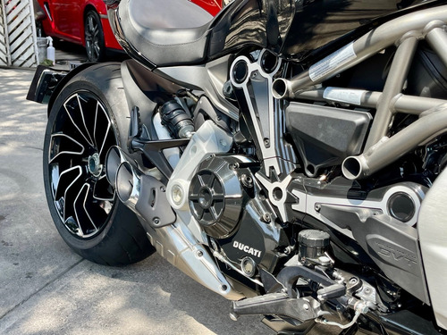 Ducati Diavel 2017