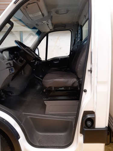 Iveco Daily 35s14 - Bau - Caminhonete
