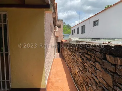 Casa En Venta El Cafetal 24-75