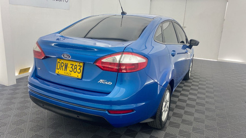 Imagen 8 de 25 de Ford Fiesta Sportback Se 1.6