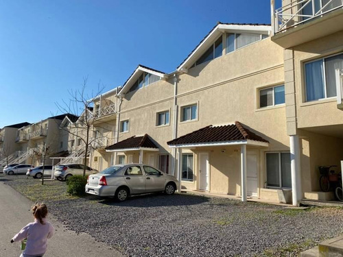 Venta - Amplio Triplex En Altos Del Molino - Bayugar Negocios Inmobiliarios