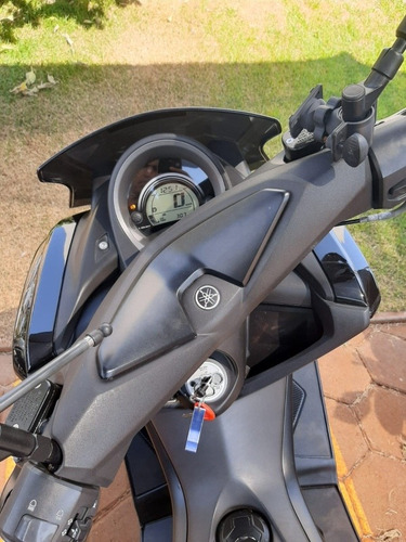 Imagem 1 de 8 de Yamaha Nmax