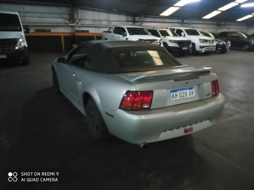 Ford Mustang 3800cc V6 Convertible