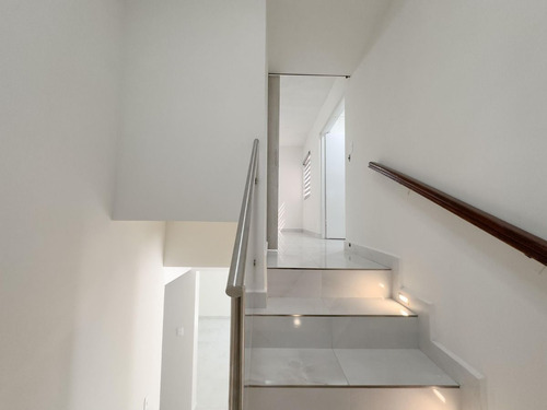 Hermosa Casa En Renta Completamente Equipada, Ubicada Al Poniente De La Ciudad