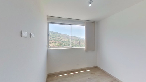 Imagen 17 de 18 de Calasanz / Apartamento En Venta 79mt2
