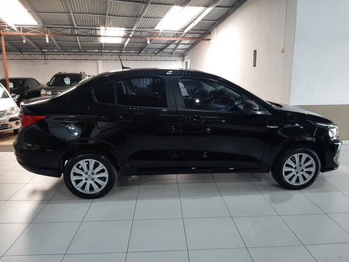 Imagem 13 de 15 de Fiat Cronos 1.3 Firefly Flex Drive 15.000km Multimídia 2020