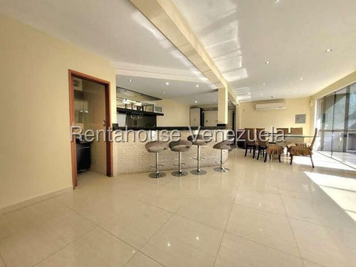 Valeria Chong Casa Duplex Alquiler Amoblada Y Equipada Barquisimeto Lara Zona Este Ciudad Roca Residencial Económico Código Inmobiliaria Rent-a-house 25-21010