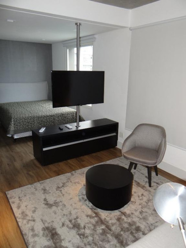 Imagem 6 de 23 de Lindo Apartamento, 61m2, 01 Dormitorio Com Suite E Lavabo, Sacada Envidracada, Vista Para Ponte Estaiada. Totalmente Mobiliado Com Cama, Eletodomestic - Ap15256