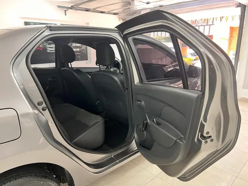 Renault Logan Mt 2022