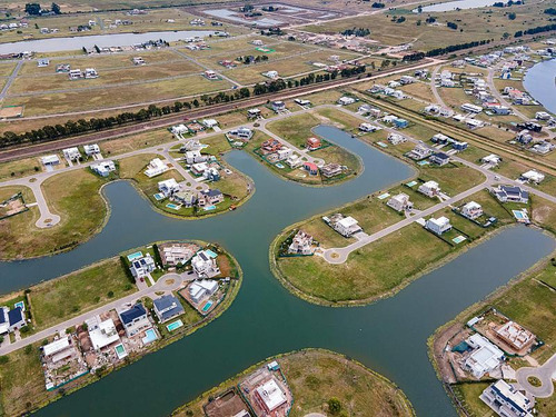 Lote A Laguna En Barrio Magallanes, Pueblos Del Plata. Hudson, Berazategui.