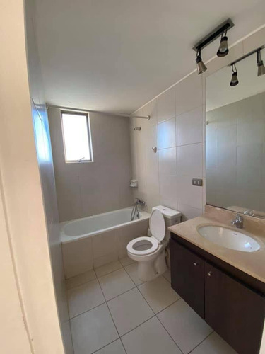 Se Arrienda Depto. 3d2b En Cond. Sta Ana, Avda. Oriente L.a