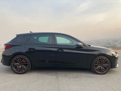 Cupra Leon 300Hp