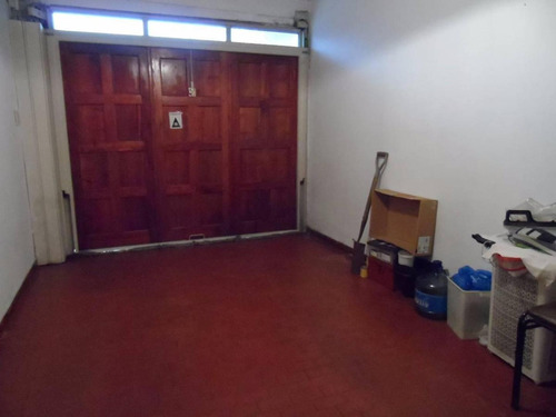 Imagen 8 de 11 de Chalet En Planta Baja - 3 Ambientes - Castelar Norte