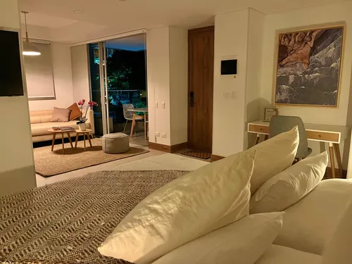 Loft Moderno Último Piso , Amoblado En Excelente Ubicación