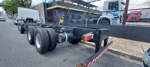 Imagem 6 de 12 de Mercedes Benz 2429 Atego 8x2 No Chassi