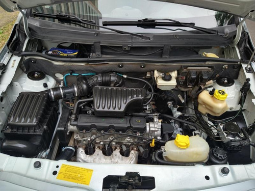 Imagem 4 de 12 de Chevrolet Montana Sport 1.4 Econoflex 8v 2p