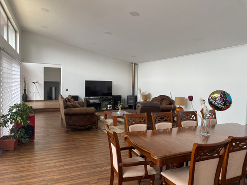 Tejads Vende Parcela Valle Alegre 5d+4b+piscina 5000m2