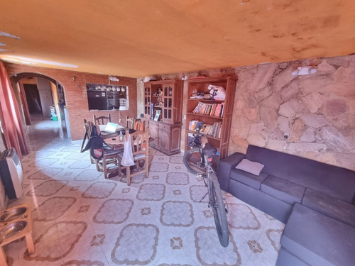 Casa En Venta Berazategui 3 Ambientes
