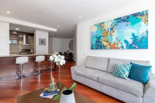Apartamento En Venta En El Chicó. Cod V8308
