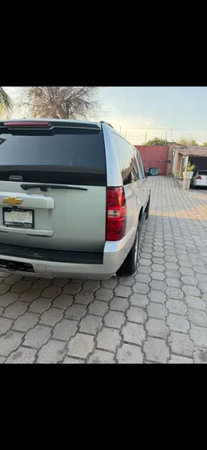 Chevrolet Suburban 5.3 Piel Aa Dvd 2da. Cubo At