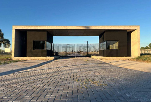 Lote Barrio Don Santiago, 138 Entre 479 Y 480