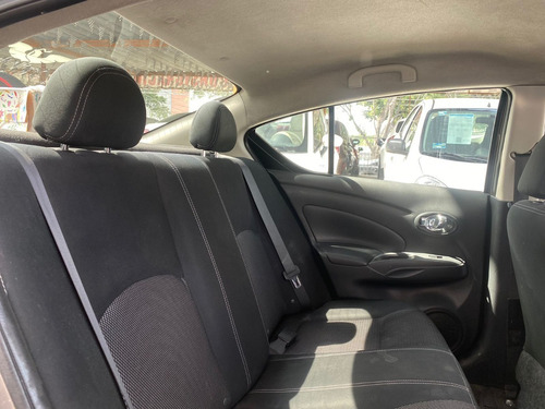 Imagen 12 de 15 de 2015 Nissan Versa Sense Ta Ac