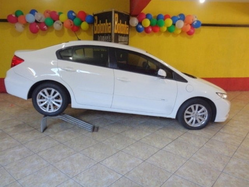 Honda Civic 1.8 Lxs 16v Flex 4p Manual